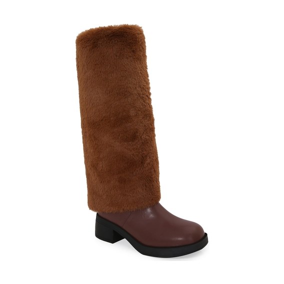 Look 057: brown faux-fur fold-over boot