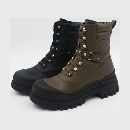 Look 062: olive lace-up combat boot
