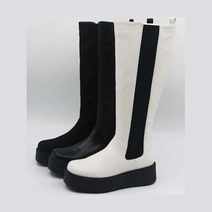 Look 107: black and white knee-high boot